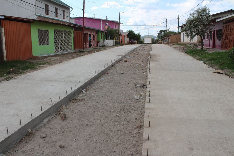 Alcaldía de Comayagua ejecuta millonaria inversión en pavimentación en barrios y colonias de la ciudad