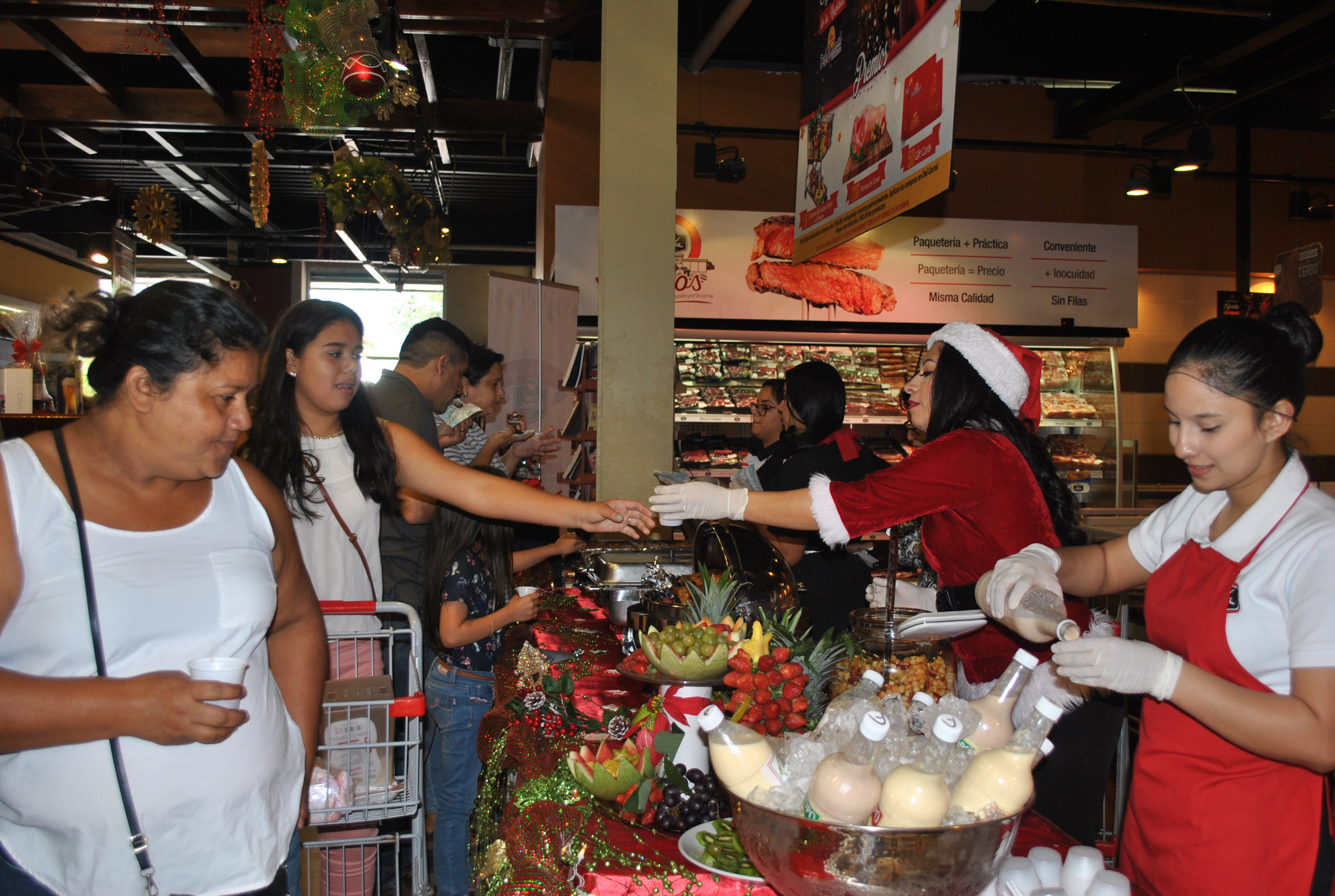 Supermercados Del Corral da la bienvenida a la Navidad