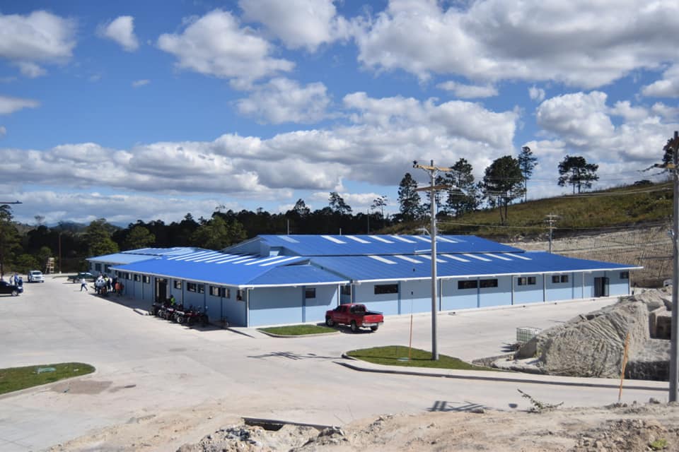 Listo Moderno Hospital Policlínico en Siguatepeque para ser equipado y utilizado