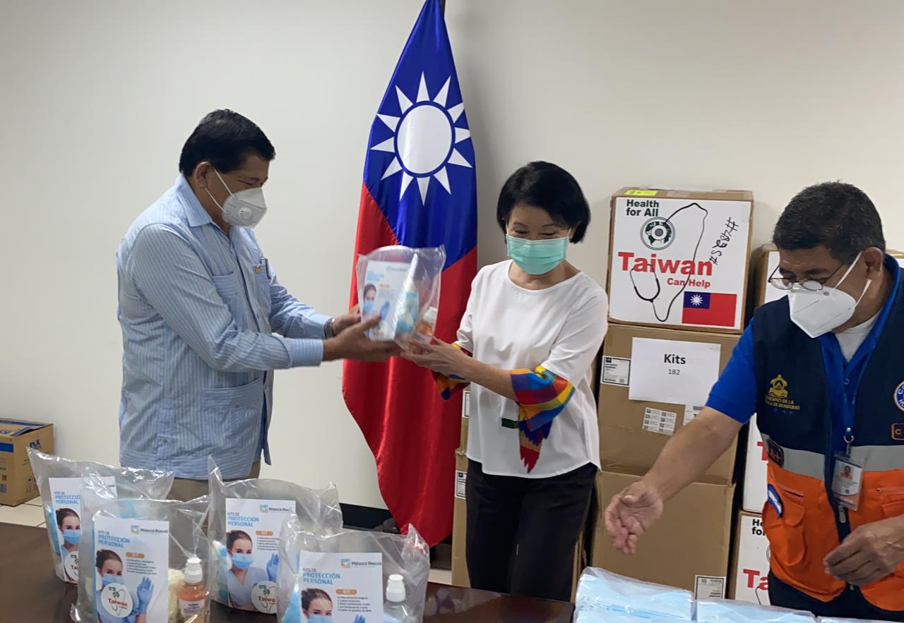CN recibió donación de mascarillas y equipo de bioseguridad de parte de la República China (Taiwán).