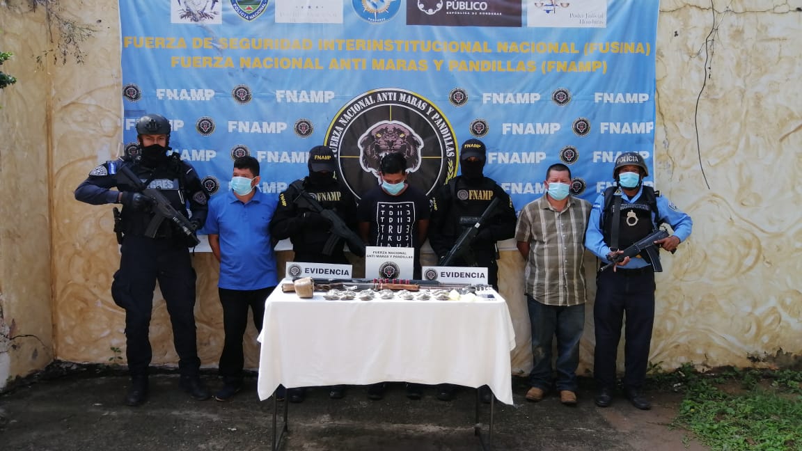 FNAMP Detiene a miembros de una Banda Delictiva Independendiente dedicada al sicariato y robo mano armada en la aldea Esquipulas