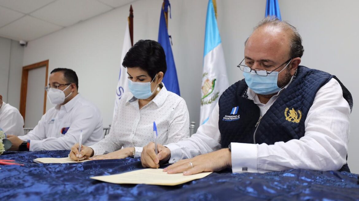 Honduras y Guatemala inician operaciones como aduanas periféricas de la Unión Aduanera