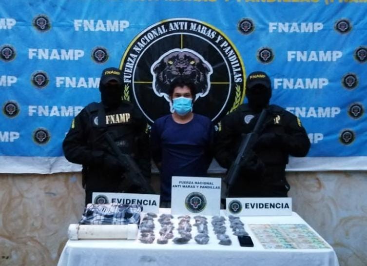 FNAMP captura a alias «La Muerte» encargado de la venta y distribución de drogas en el municipio de Ajuterique