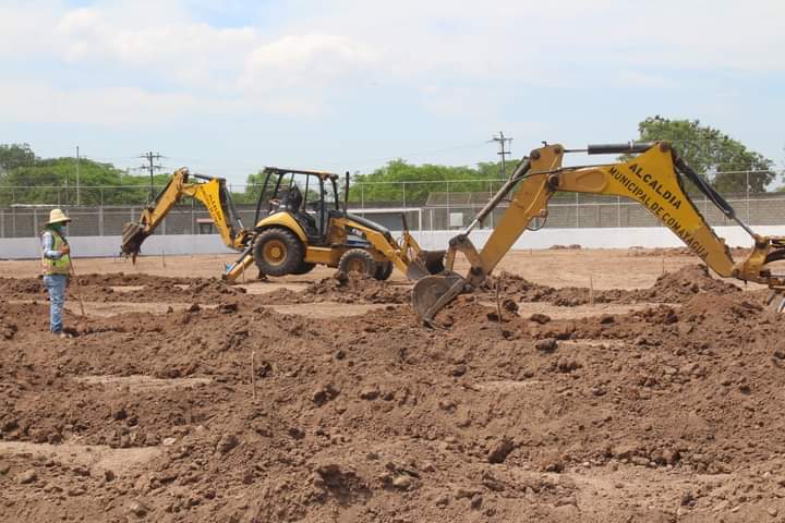 Alcaldía de Comayagua realiza reparación total del estadio municipal de esta ciudad