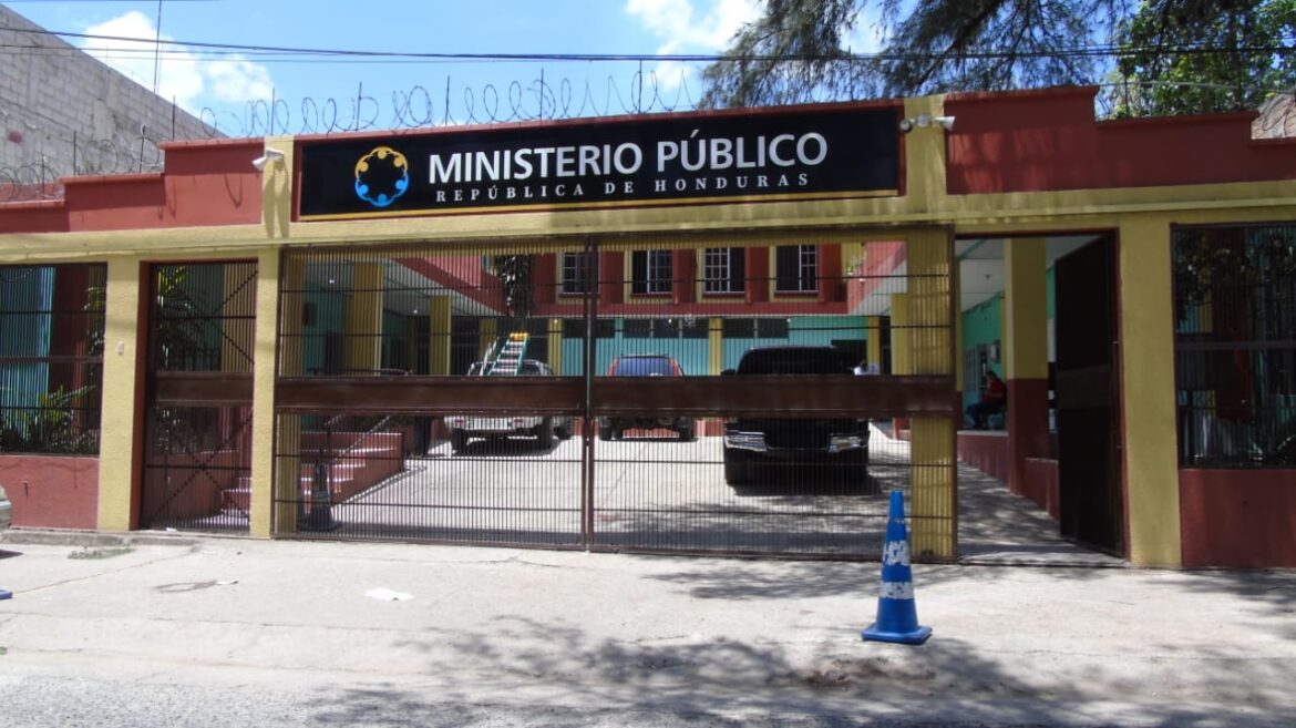 Fiscalía de La Paz se traslada a mejores instalaciones