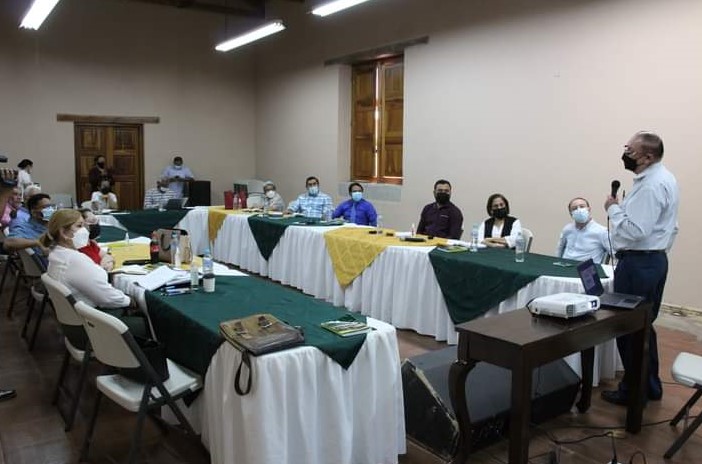 Corporación Municipal de Comayagua se capacita para legislar en favor del municipio como ordena la ley