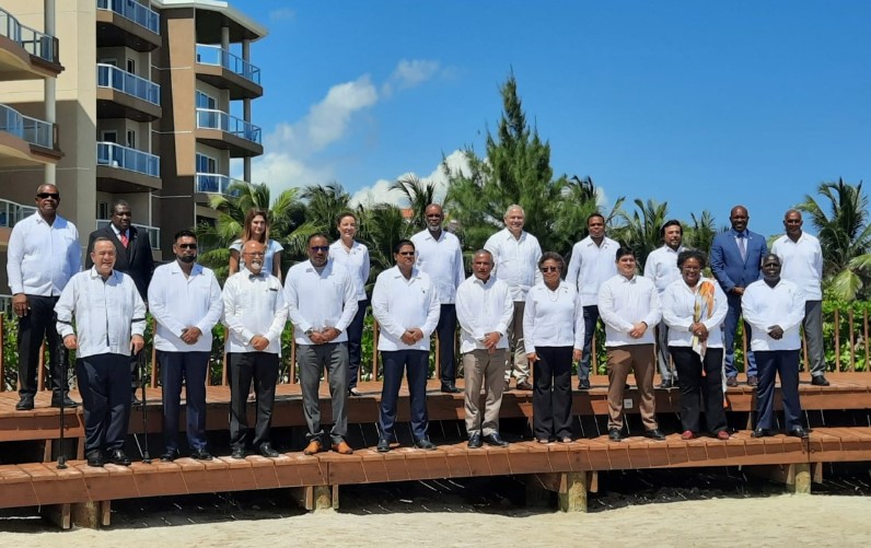 El Embajador Eduardo Enrique Reina, Canciller de la República participa en representación de la presidenta Xiomara Castro en la IV Cumbre de Jefes de Estado y de Gobierno SICA-CARICOM, en Belice.