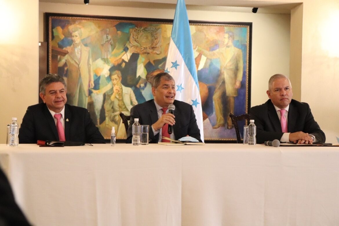 Expresidente Rafael Correa revela primeras impresiones sobre situación económica de Honduras