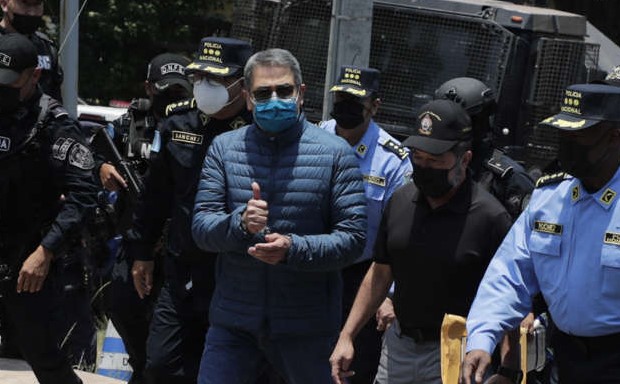 Ex presidente de Honduras fue extraditado a EE.UU.